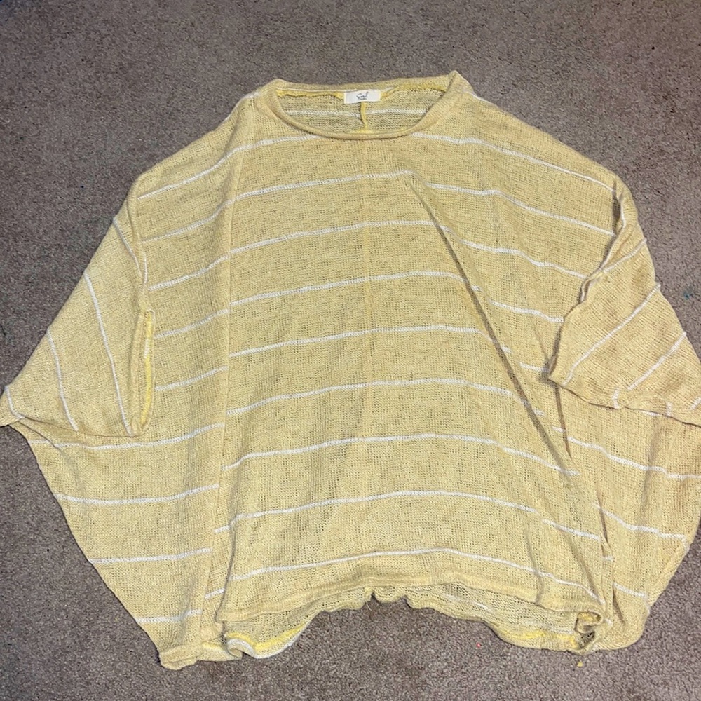 Easel dolman style short sleeve